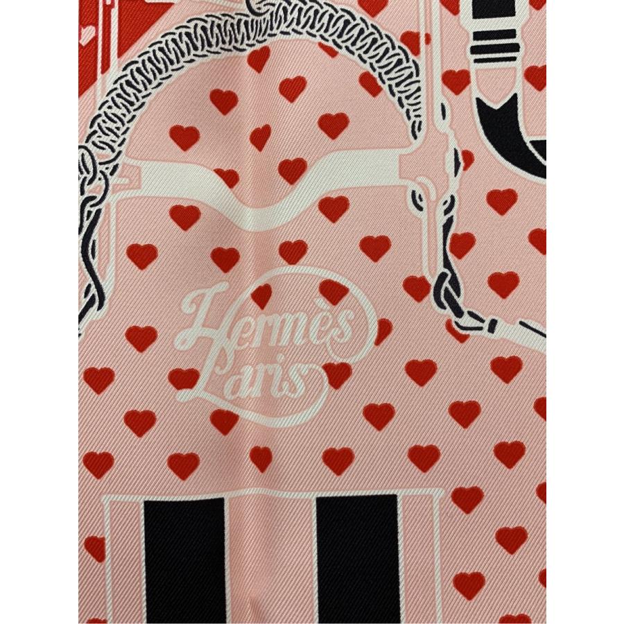HERMES エルメス スカーフ カレ70 Grand Manege Bandana Love HERMES エルメス スカーフ カレ70 Grand Manege Bandana Love