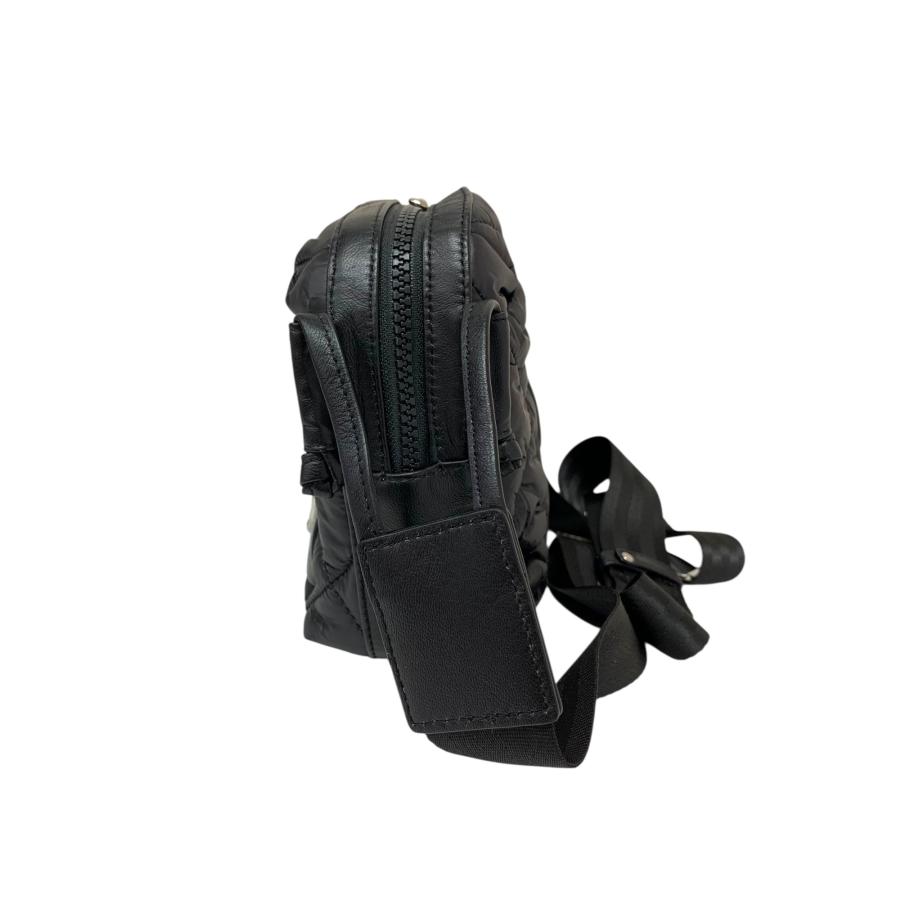 アタオ コラッツァ 超軽量クロスボディバッグ サコッシュ ブラック 超軽量クロスボディバッグ｜コラッツァ｜ATAO（アタオ）｜カメラ