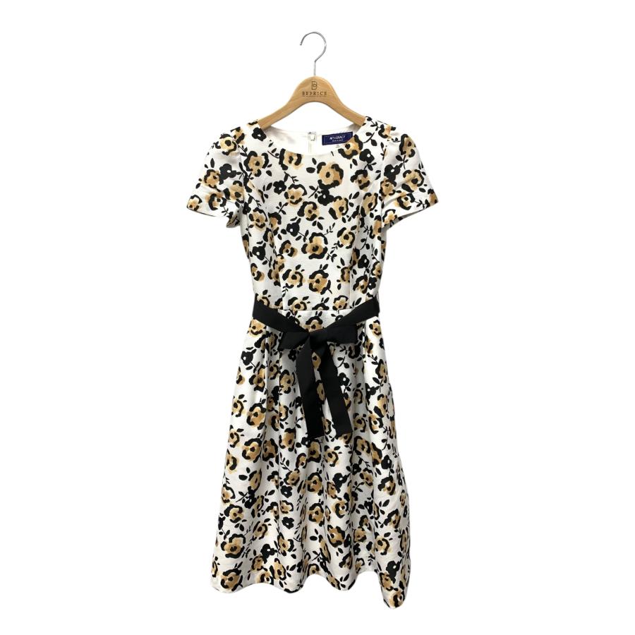 エムズグレイシー 211305 ワンピース 38 ホワイト フラワーモチーフ