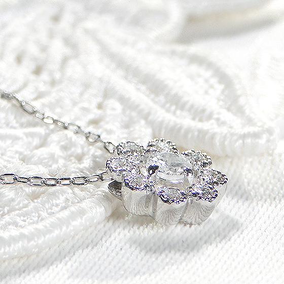 Pt950 0.18ct フラワー モチーフ ダイヤモンド ネックレス 送料無料 