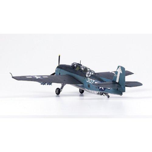 アカデミー 1/48 TBM-3 アベンジャー USS バンカーヒル プラモデル 12285 ACADEMY Amazon.com: Academy TBM-3
