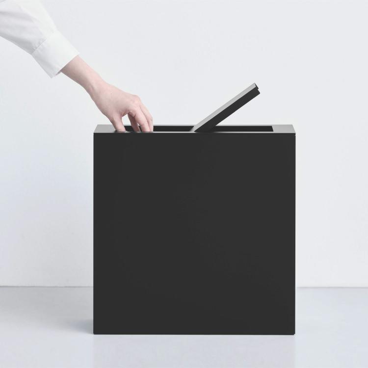 オブジェのようなゴミ箱 EXTLINE (エクストライン) SLIM シルバー