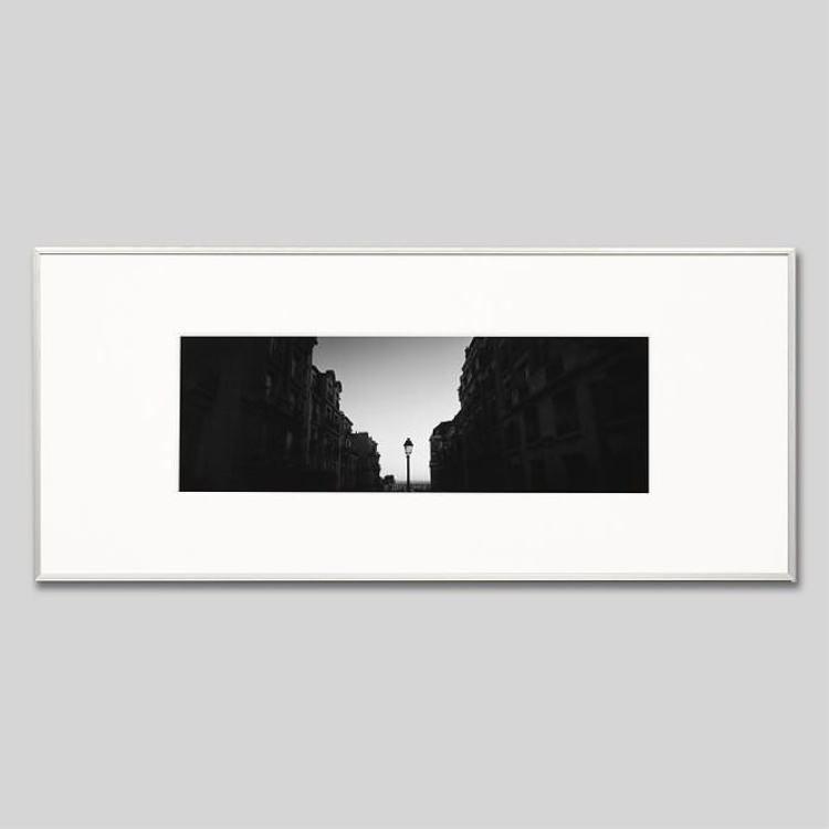 IGREBOW フランス共和国 光の都市・モンマルトルの街一とおり アイグレボウ 室内装飾写真絵 軽銀枠組み L大きさ 白黒 ウォールデコレーション-家具、インテリア-レリーフ、アート
