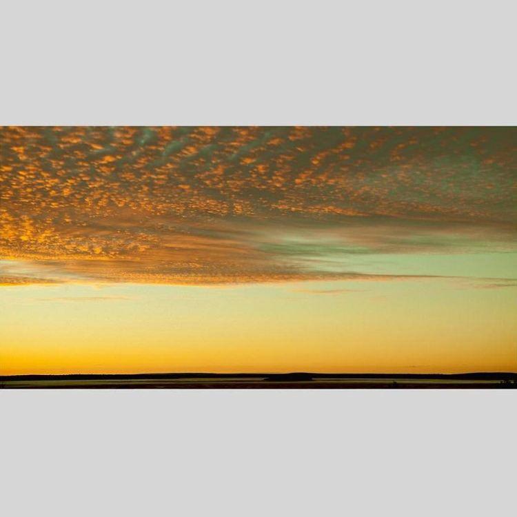 IGREBOW オーストラリア ノーザンテリトリーの夕景 アイグレボウ インテリアフォト ウッド黒フレーム ビッグサイズ カラー写真｜besign｜02
