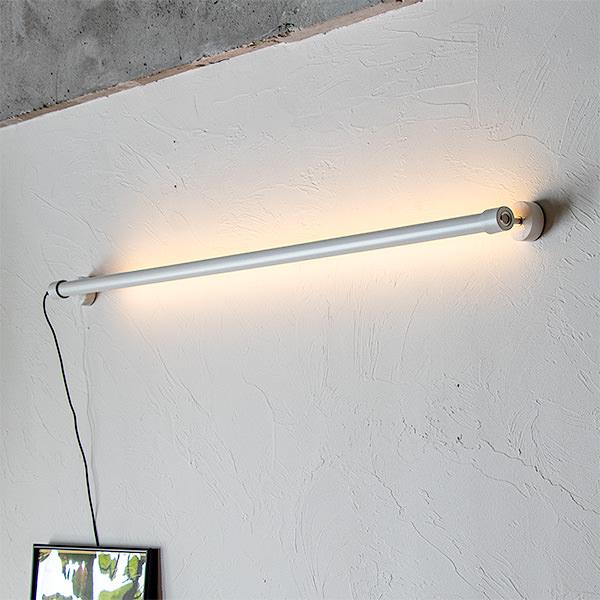 LED バーライト ネオマンクス かべ掛けタイプ ブラック・ホワイト｜gram eight（グラムエイト）の間接照明の画像