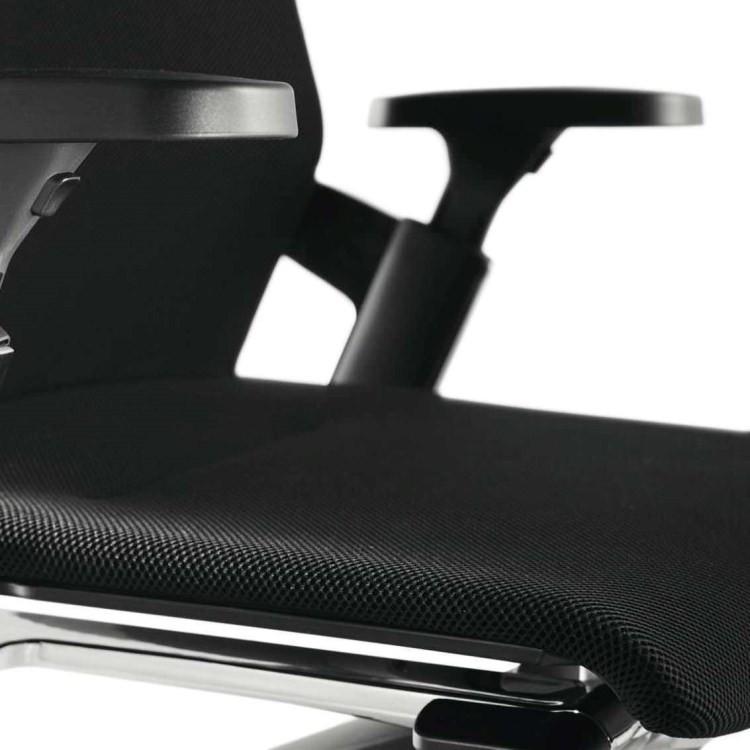 取付無料！ウィルクハーン ONアームチェア ミドルバック ブラックオフィスチェア 取付無料！ウィルクハーン ONアームチェア ミドルバック