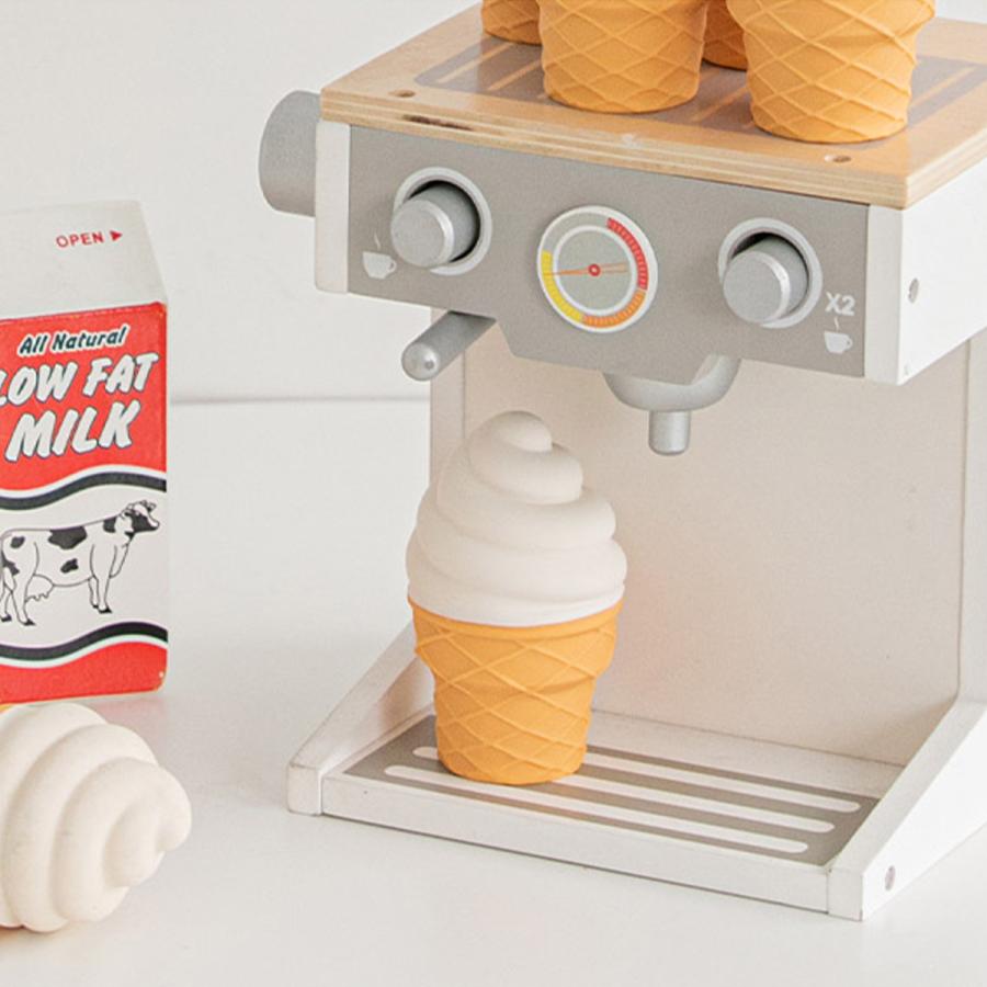 犬 おもちゃ Bite Me バイトミーアイスクリーム ラテックストイ 犬用おもちゃ 犬のおもちゃ 人気 天然ラテックス かわいい おやつ 音 ピーピー 小型犬 中 Bmty 029 Best Friends 通販 Yahoo ショッピング