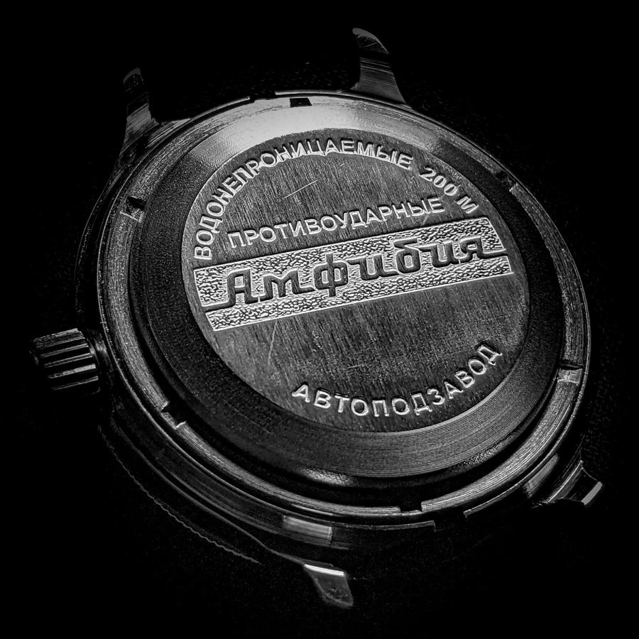 Vostok Amphibian Komandirskie ミリタリーロシアダイバーウォッチ パラトルーパー VDV 2416/420307の画像
