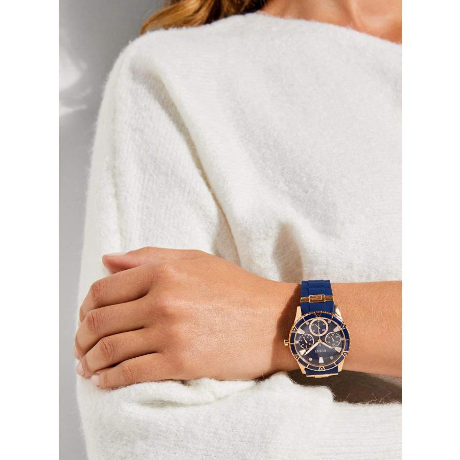 Guess 38mm スポーツウォッチ NS ブルー/ローズゴールド調。の画像