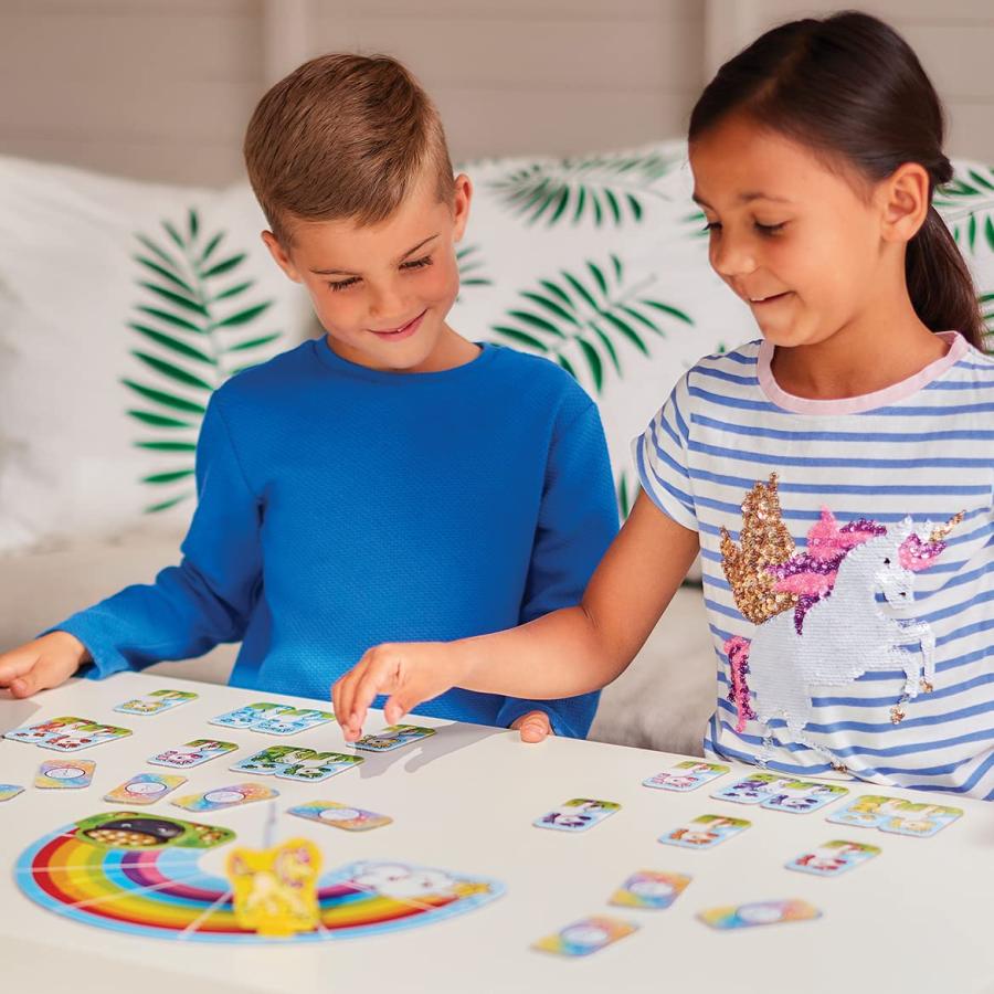 ORCHARD TOYS ヘラジカゲーム レインボーユニコーンゲーム。この魔法のような楽しいカラーマッチングゲームで、レインボーの上でユニコーンを金のポットに競いかの画像