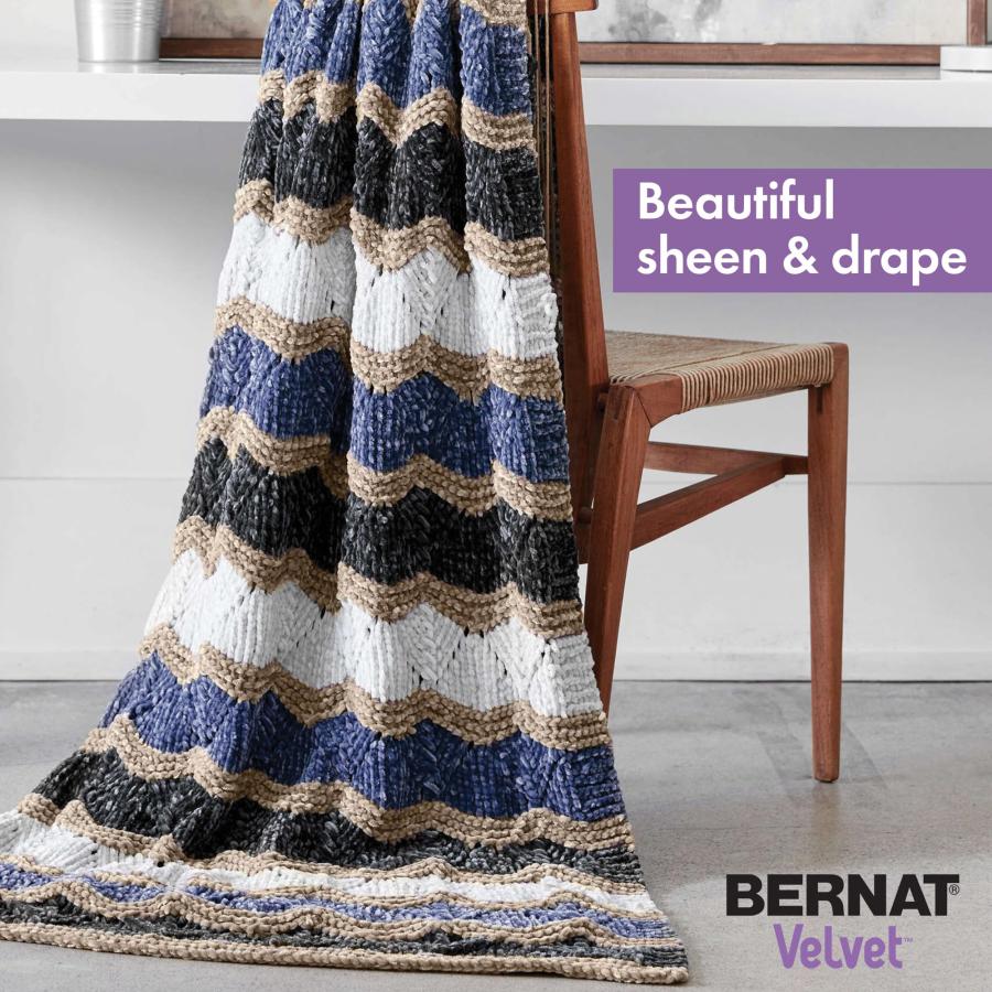 Bernat ベルベット ブラックバード糸 - 300g/10.5オンス 2パック - ポリエステル - 5バルキー - 315ヤード - 編み物/かぎ針編み_4