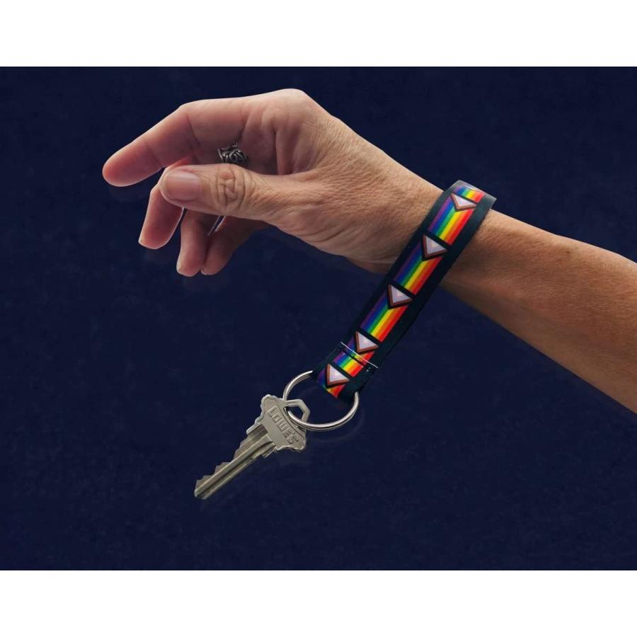 LGBTQ プライドフラッグ ランヤードスタイルキーチェーン 車のキー用 LGBTQアクセサリー、ゲイプライドアイテム、ギフトに最適, Daniel Quasarの旗ストラップキの画像