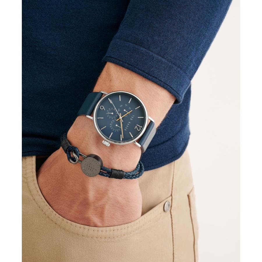 Ted Baker メンズ ブルーレザーストラップ ウォッチ＆レザーブレスレット ボックスセット BKGFW23079I 41mm リサイクルステンレスケース 多機能の画像