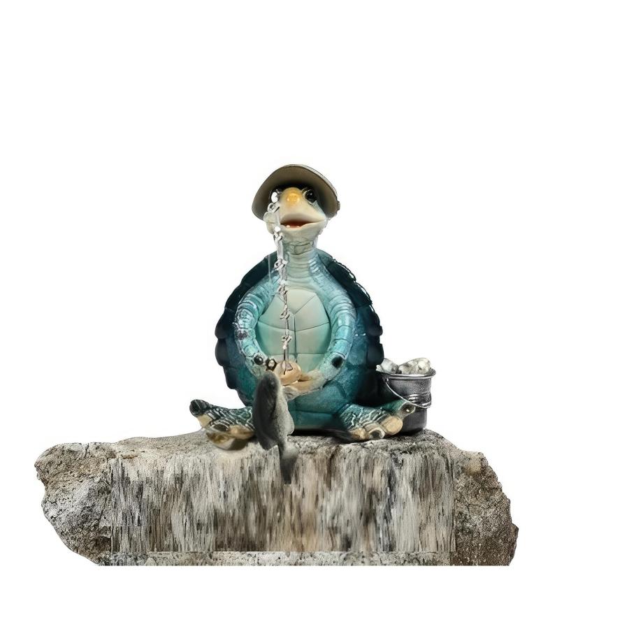 ポリレジン製 帽子付きウミガメ釣りフィギュア 幅約17cm ブルーの画像