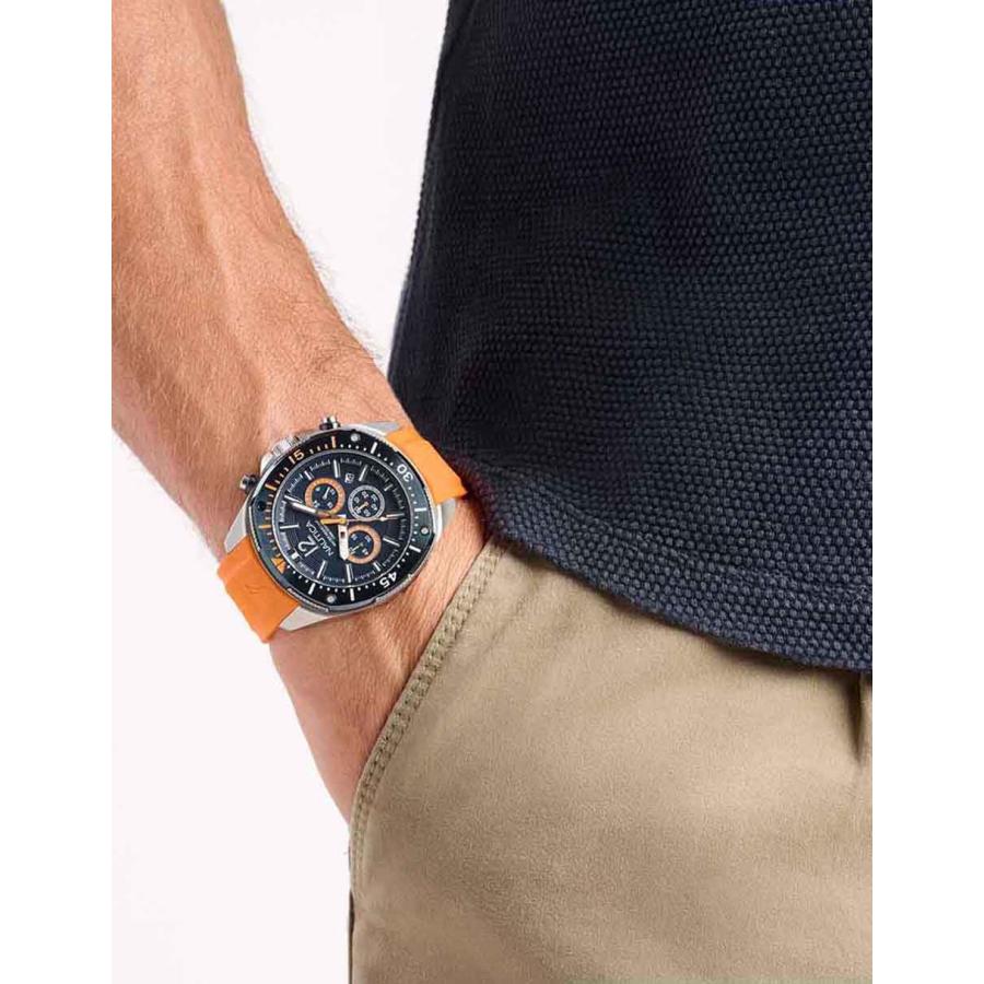 Nautica NCT Blue Sail メンズ シリコンウォッチ シルバートーン 46mm ブルーダイヤル クロノグラフ 日付 夜光の画像