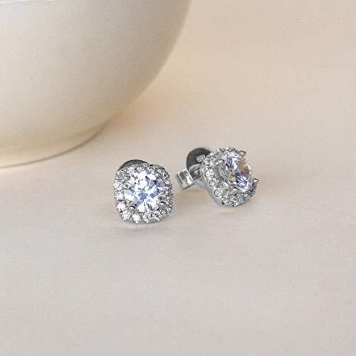 【並行輸入品】JEWELERYIUM Round Moissanite Stud, 3.00 CT Round Brilliant Cut Wの画像