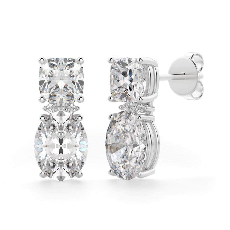 【並行輸入品】JEWELERYIUM Oval Moissanite Stud, 6.00 CT Oval Brilliant Cut Wedの画像