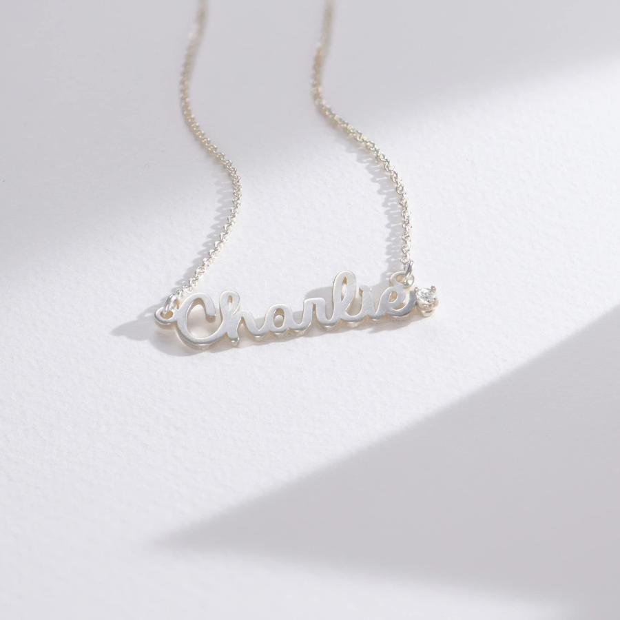 【並行輸入品】MYKA   パーソナライズされた筆記体名ネックレス スターリングシルバー925または18Kゴールド&ローズゴールドメッキ プレシの画像