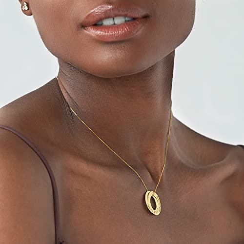 【並行輸入品】MYKA   Engraved 2 Russian Ring Circles Necklace in Sterling Silvの画像