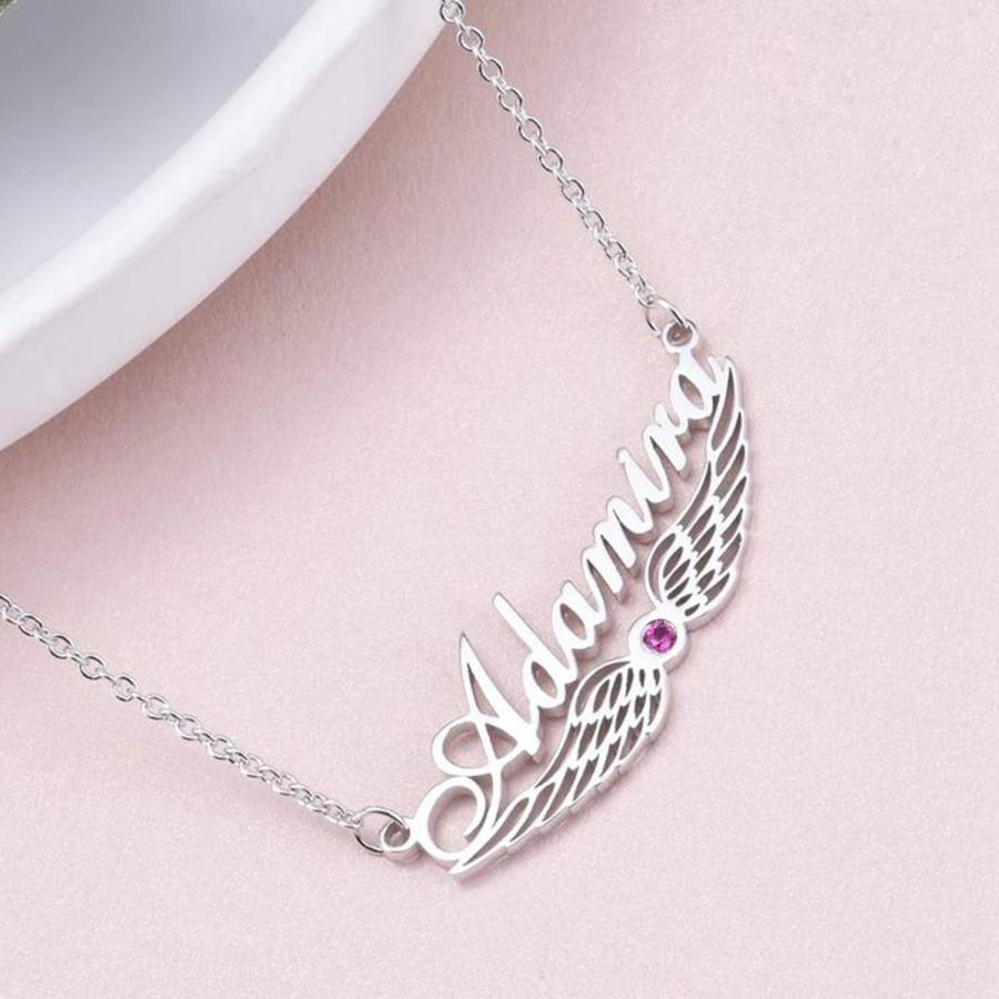 【並行輸入品】LONAGO 14K Solid Gold Name Necklace with Angel Wing Personalizedの画像