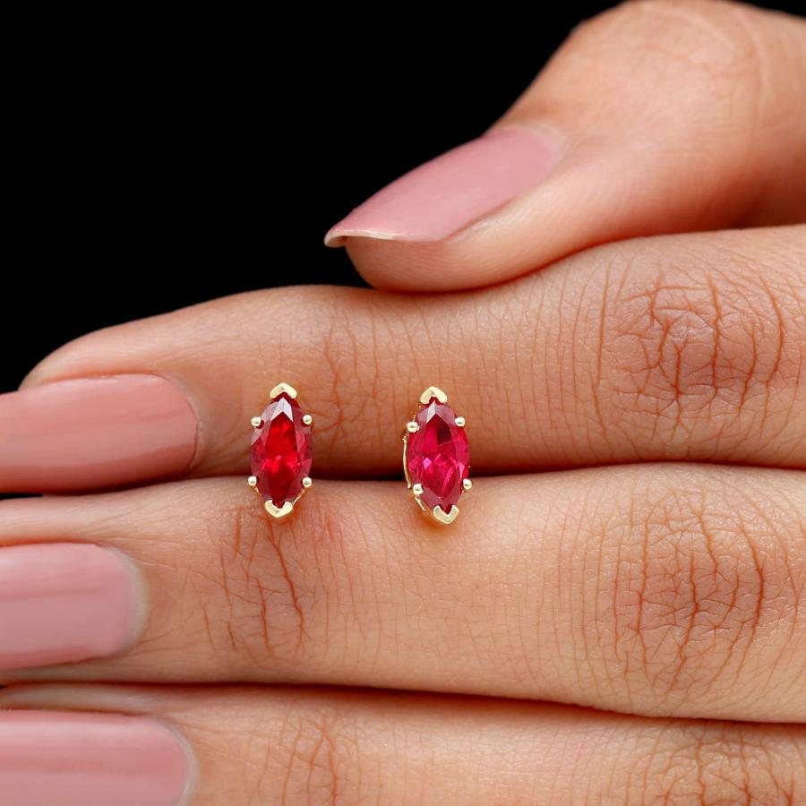 【並行輸入品】8x4 mm Marquise Cutは、Ruby Solitaire Stud Earringを作成しました, 14Kイエローゴの画像