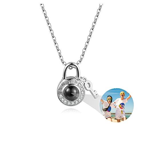 【並行輸入品】Jinlinjew Personalized Lock Necklace for Women Custom Photo Name_1