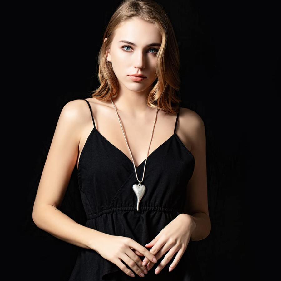 【並行輸入品】Silver Hear Pendnat Love ロング チェーン ネックレス レディース ジュエリー トレンディ チェーン ファ