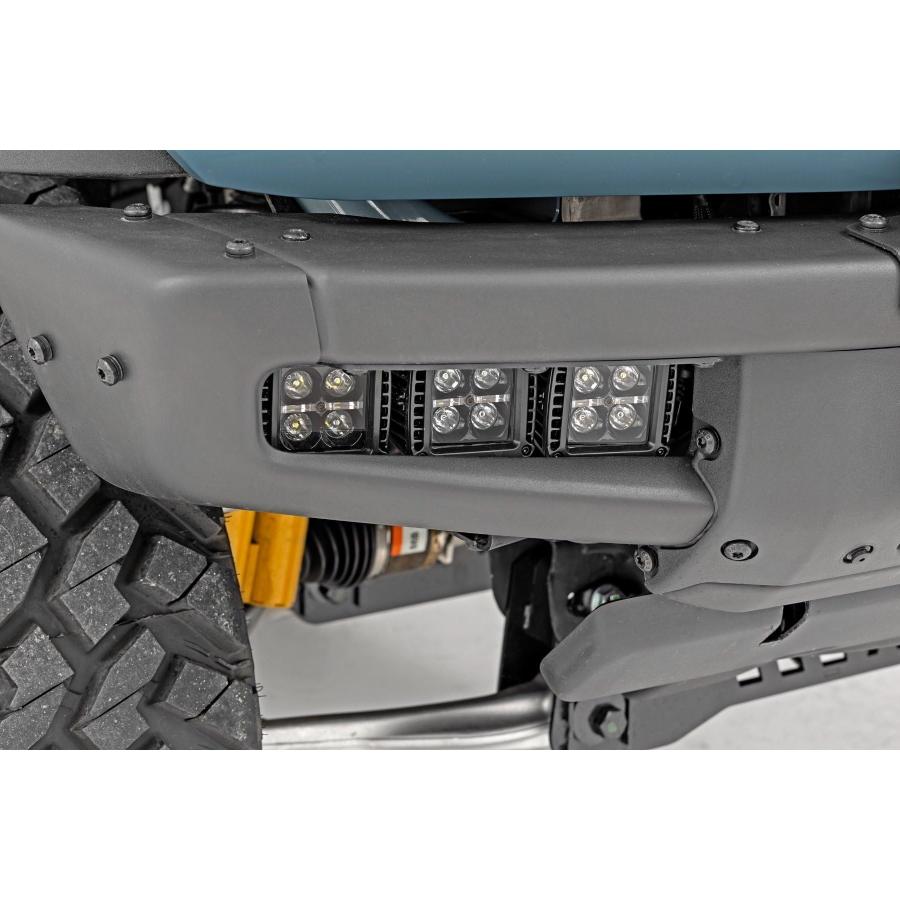 【並行輸入品】Rough Country DRL Triple LED Fog Light Kit for 2021 2023 Ford Brの画像
