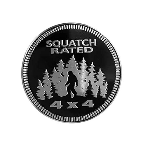 【並行輸入品】Squatch Rated 4 x 4 カーエンブレム メタル 自動車バッジ 3D カーバッジ ステッカー ジープ ラングラー 車の画像