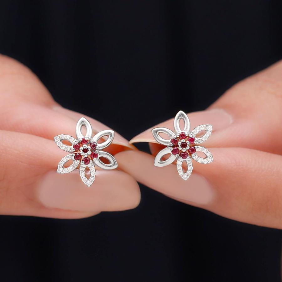 【並行輸入品】ルビーフローラルスタッドイヤリング| AAA品質|女性のための赤い宝石イヤリング, 925スターリングシルバー Ruby Florの画像