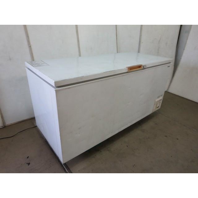 ▽1ヶ月保証付/サンヨー チェストフリーザー 冷凍ストッカー SCR-R63