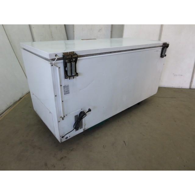 ▽1ヶ月保証付/サンヨー チェストフリーザー 冷凍ストッカー SCR-R63