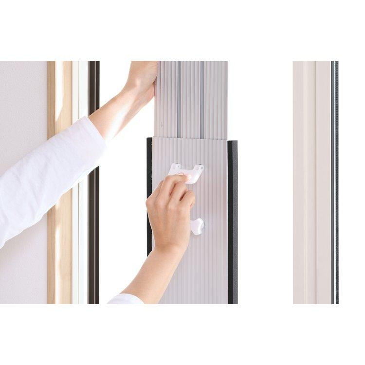 【新品開封品】アイリスオーヤマ ロング窓パネル IPAM-AL200 ロング窓パネル IPAM-AL200｜の通販はソフマップ[sofmap]