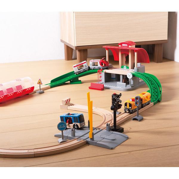 BRIO（ブリオ） ギフト セントラルステーションセット 33989 : ベスト