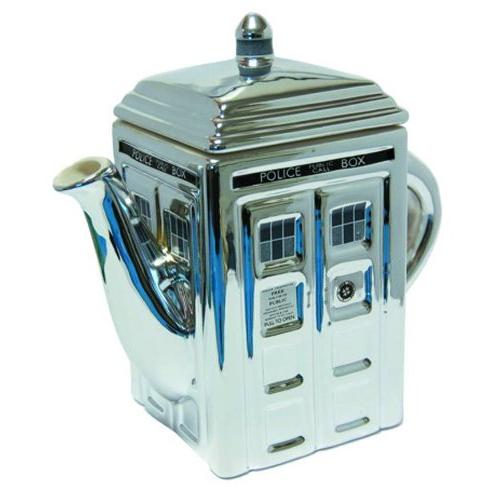 【並行輸入品】Doctor Who TARDIS 3 D Ceramic Silver Teapot Doctor Who 3D Tardisの画像