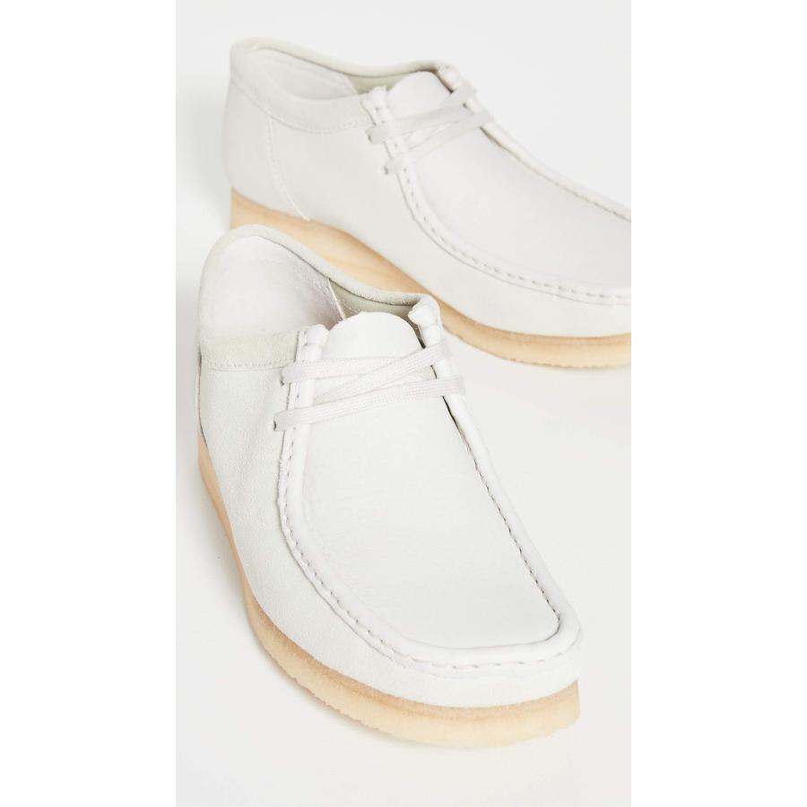 【並行輸入品】Clarks (クラークス) メンズ 2色 ワラビーブーツ US サイズ: 11 カラー: ホワイト Clarks Men's Tの画像