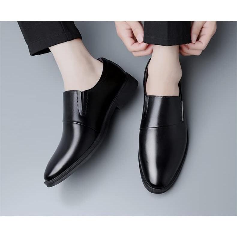 【並行輸入品】GMBN White Leather Shoes Mens Leather Spring Breathable Formal Businの画像