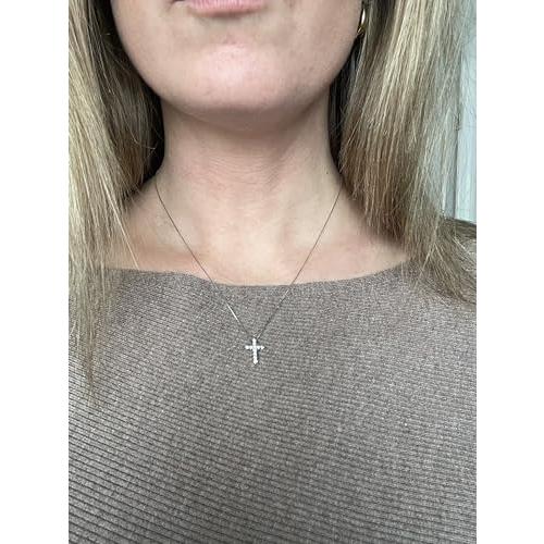 【並行輸入品】The Brothers Jewelry Co. Real Diamond Cross Necklace 14K Gold foの画像