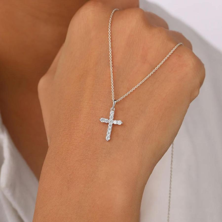 【並行輸入品】CTIEIP 0.57 Cttw Natural Diamond Cross Pendant Necklace for Women 10の画像