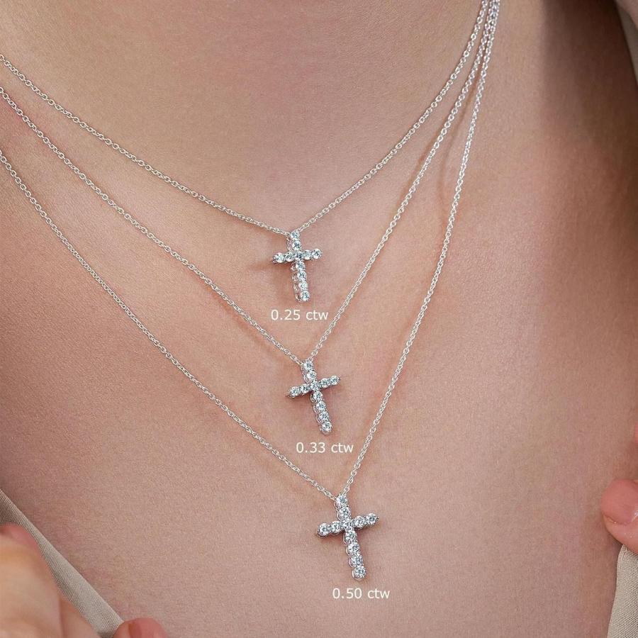 【並行輸入品】CTIEIP 0.57 Cttw Natural Diamond Cross Pendant Necklace for Women 10の画像