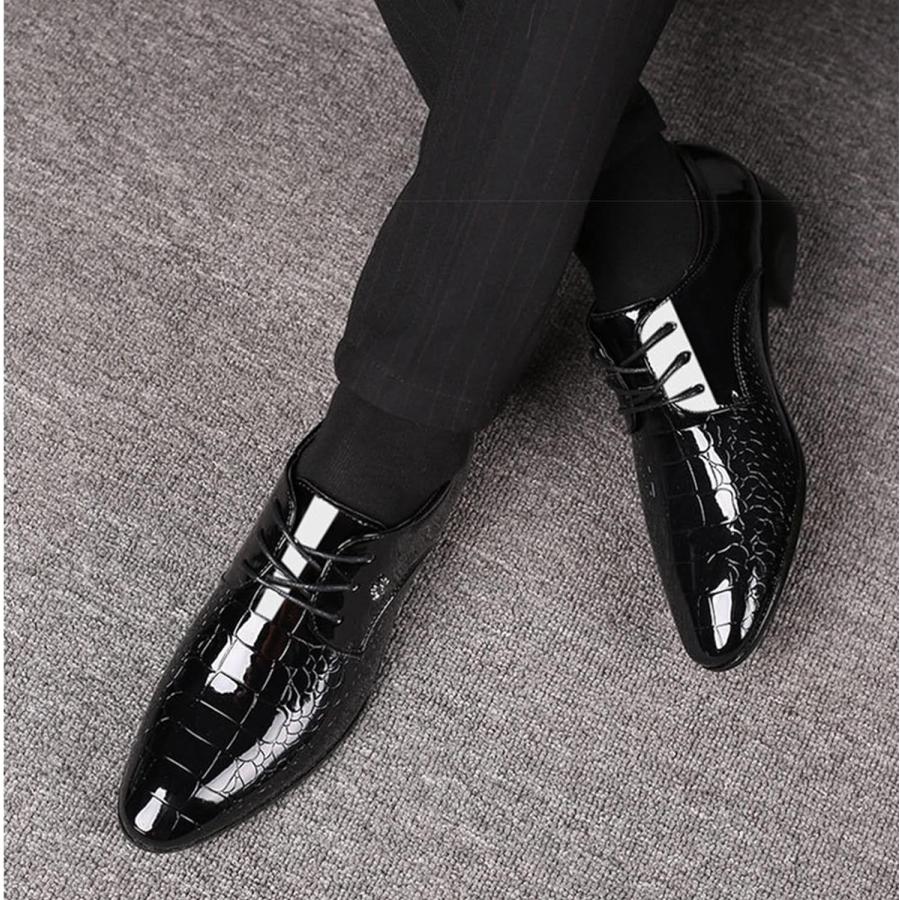 【並行輸入品】Men's Faux Patent Leather Classic Business Shoes Modern Formal Derbyの画像