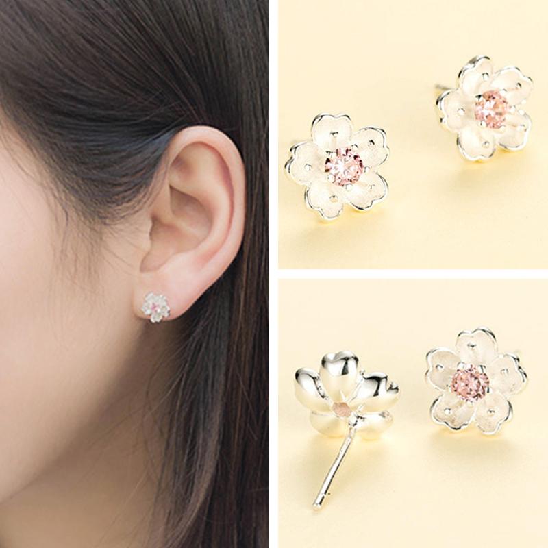 ピアス 春 花 桜 さくら 925シルバー プラチナ仕上げ 人気 娘 女性