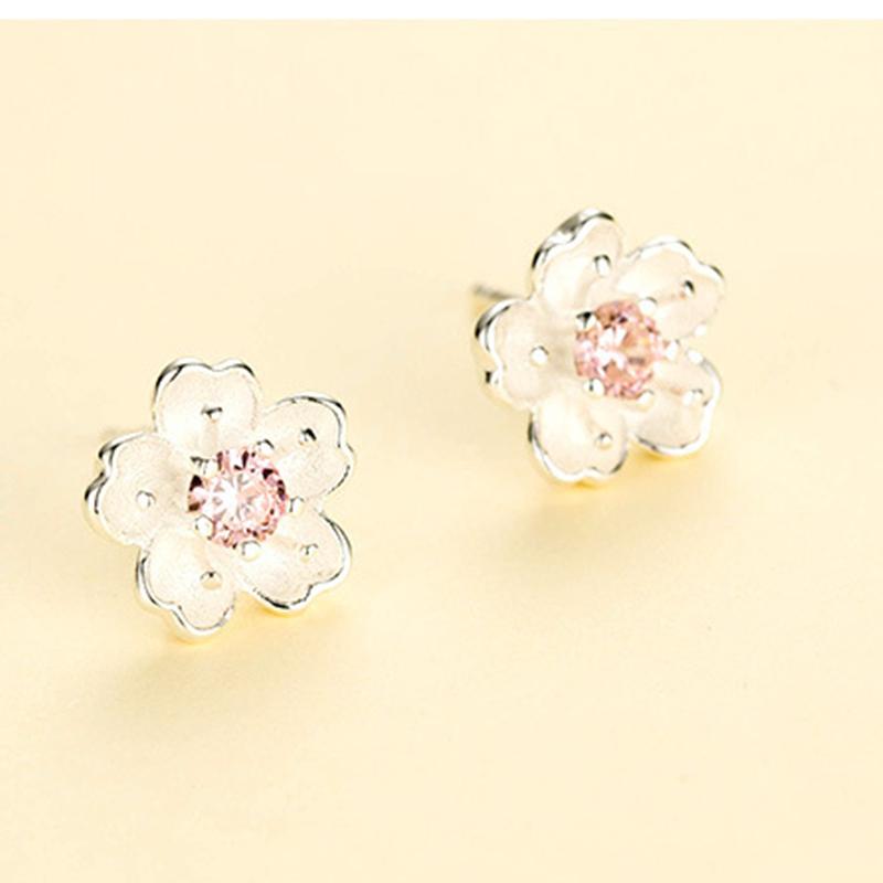 ピアス 春 花 桜 さくら 925シルバー プラチナ仕上げ 人気 娘 女性