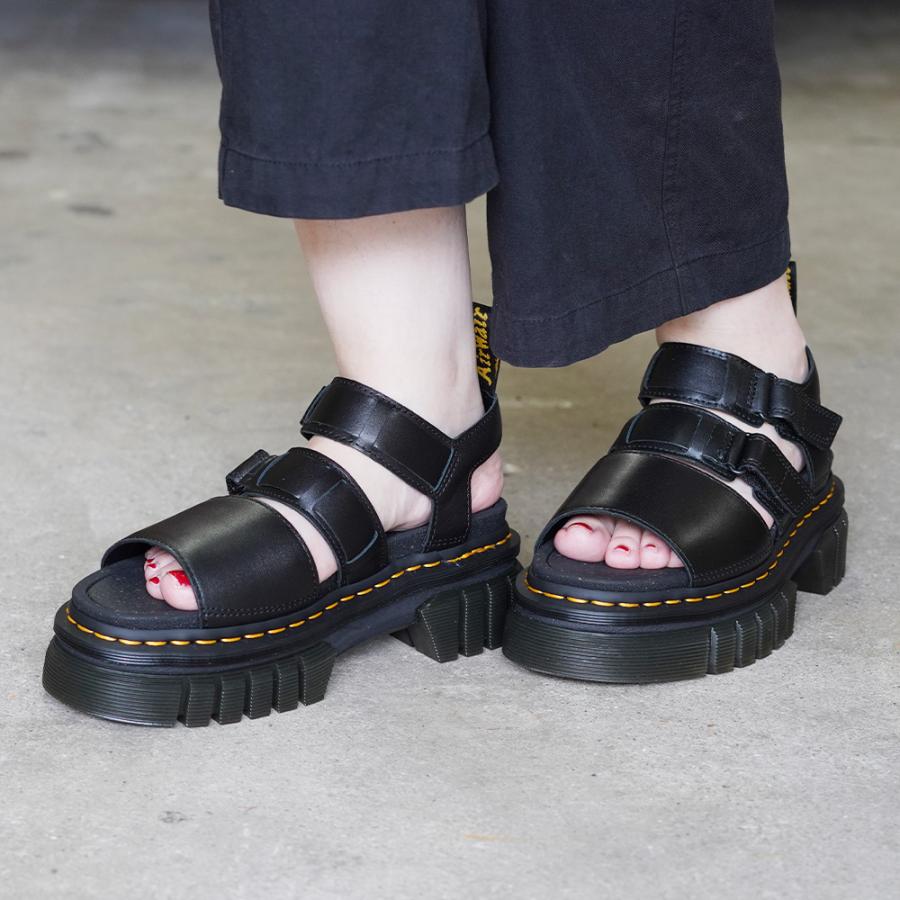 Dr. Martens 3strapsandal 厚底サンダル Dr.Martens（ドクターマーチン） サンダル レディース Dr.Martens