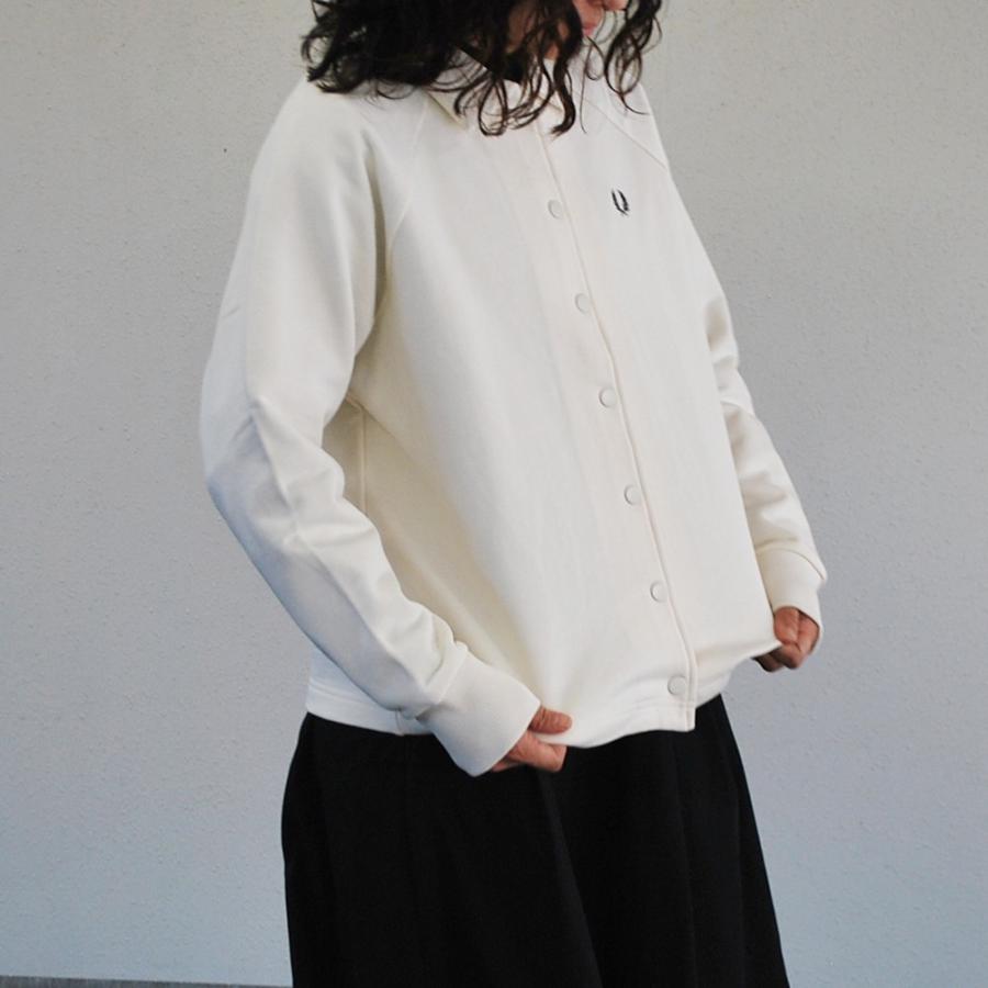 未使用級　23AW完売品　フレッドペリー　ニットプリーツシャツ　白　UK8 フレッドペリー FRED PERRY FRED PERRY TAPED RINGER T-SHIRT SNOW