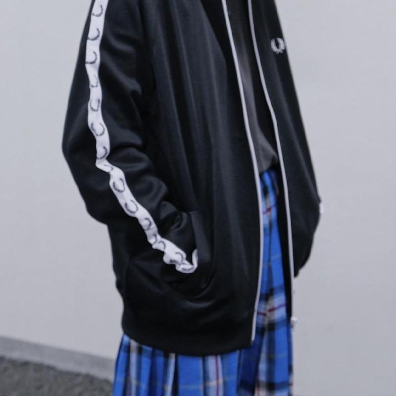 FRED PERRY（フレッドペリー） トラックジャケット メンズ J4620 TAPED