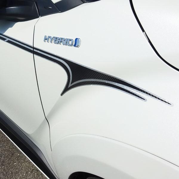 C-HR ピンバッジ C-HR ピンバッジ 2018-2022 TOYOTA C-HR LE & XLE BLACKOUT