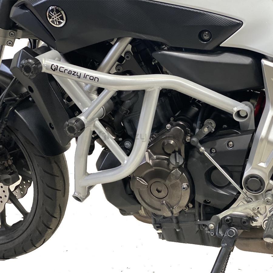 エンジンガード MT07 FZ07 XSR700 20142020 クラッシュバー スライダー ヤマハ engine guard