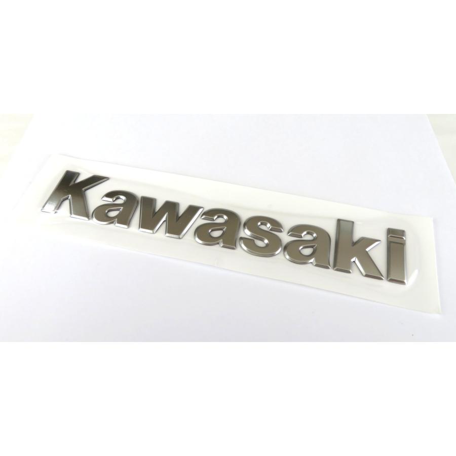 Kawasaki カワサキ ロゴ エンブレム 3Dステッカー サイドカウルマーク アルミニウムコーティング シルバー 純正品 縦2.4cm 横15.5cm｜bezipang｜02