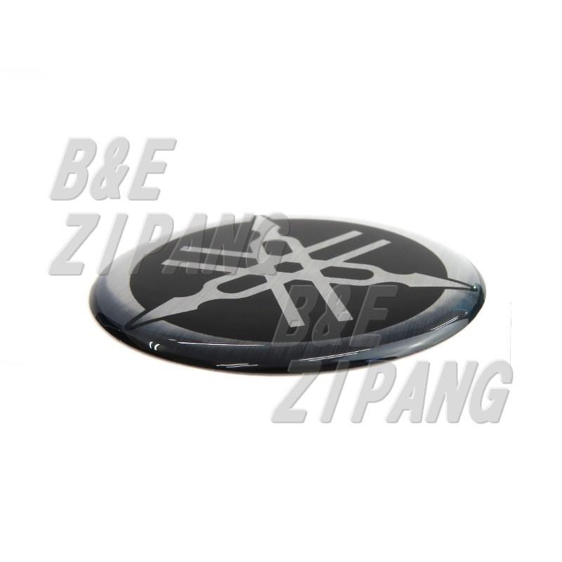 YAMAHA（ヤマハ） 【ヤマハ純正】 立体ロゴエンブレム バッジ 音叉